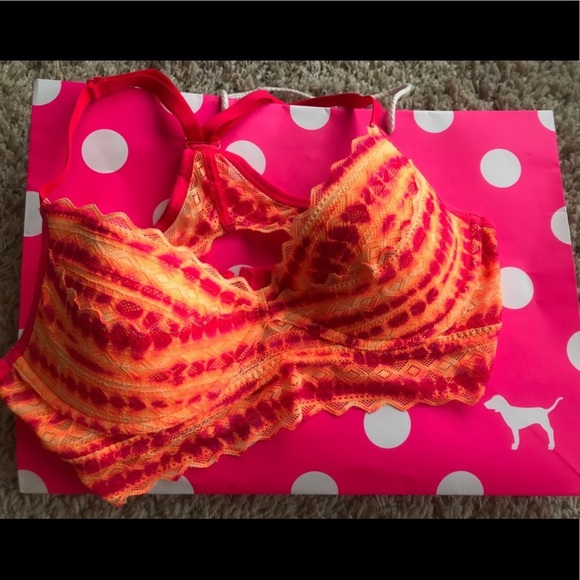 Victoria Secret Lace Bralette - Picture 1 of 4
